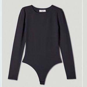 Aritzia Contour Crewneck Longsleeve Bodysuit